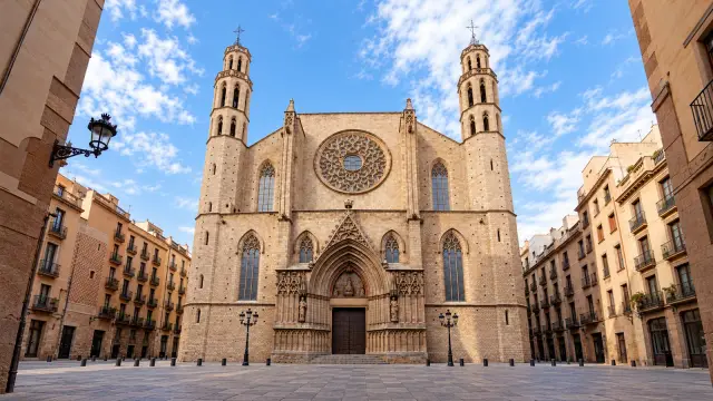 The main front of Santa Maria del Mar in Barcelona's Born, with its doorway and great Gothic rose window